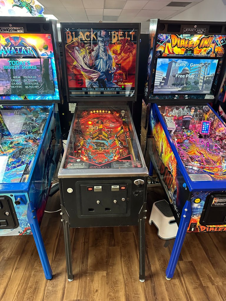 Bally Black Belt Pinball Machine for sale ()