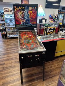 Bally Black Belt Pinball Machine for sale ()