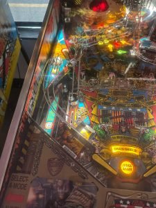 Bally Judge Dredd Pinball Machine for sale ()