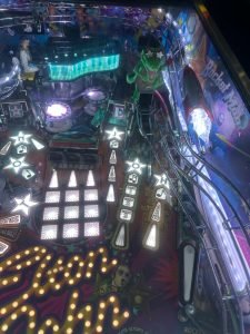 JJP Elton John Platinum Edition Pinball Machine for sale ()