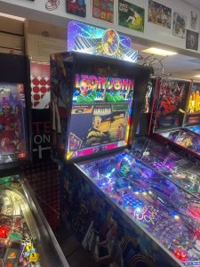 JJP Elton John Platinum Edition Pinball Machine for sale ()