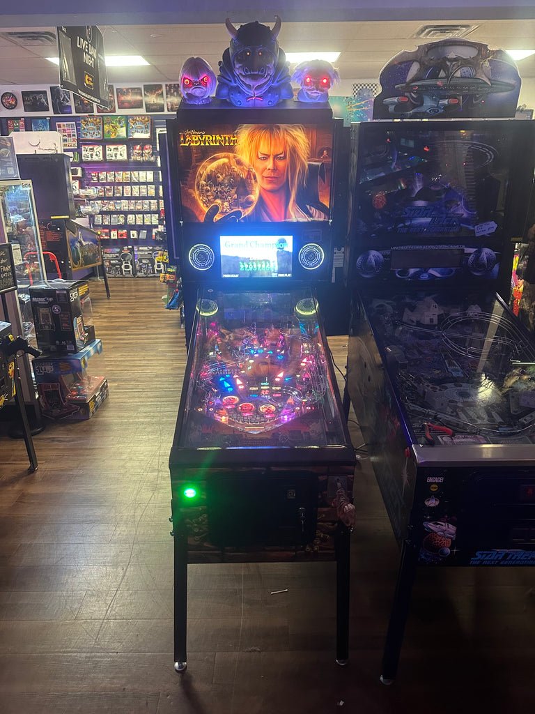 Jim Henson's Labyrinth Pinball Machine with Official Topper for sale ()