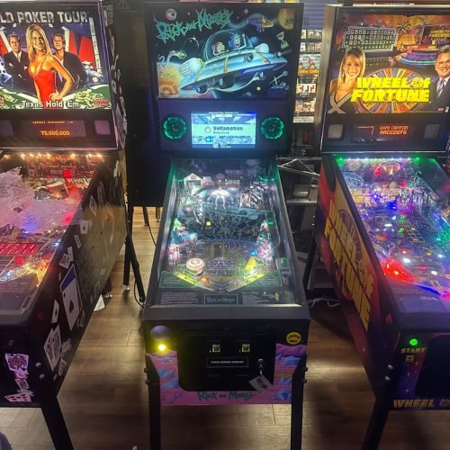Spooky Pinball Rick and Morty Standard Pinball Machine for sale