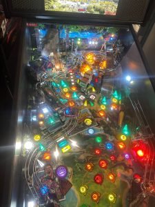 Stern Pinball Jurassic Park Premium Pinball Machine for sale ()