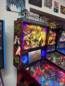 Stern Pinball LOADED Elvira’s House of Horrors Premium Pinball Machine for sale ()