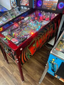 Stern Pinball LOADED Elvira’s House of Horrors Premium Pinball Machine for sale ()