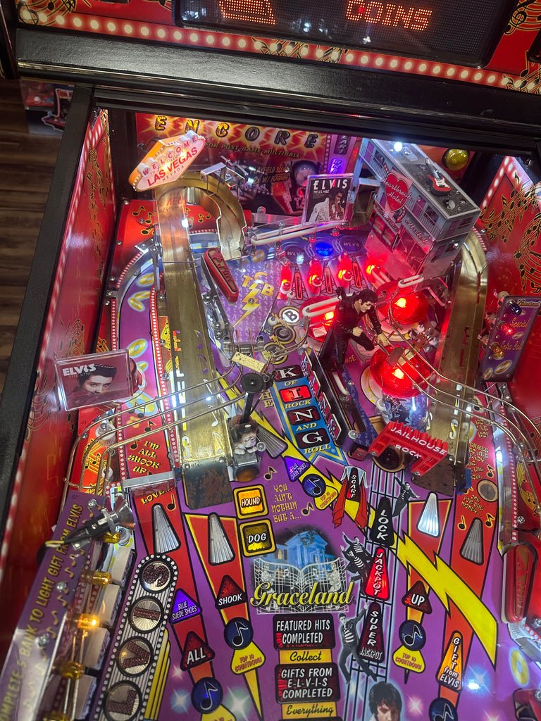 Stern Pinball LOADED Elvis Pinball Machine for sale ()