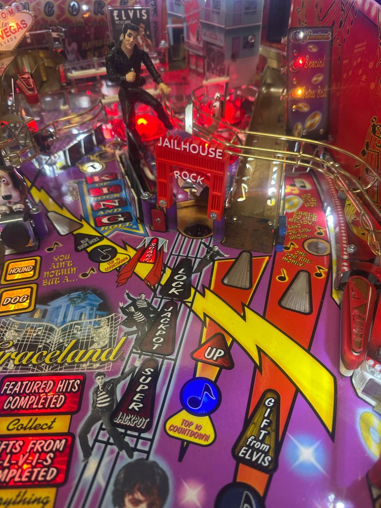 Stern Pinball LOADED Elvis Pinball Machine for sale ()