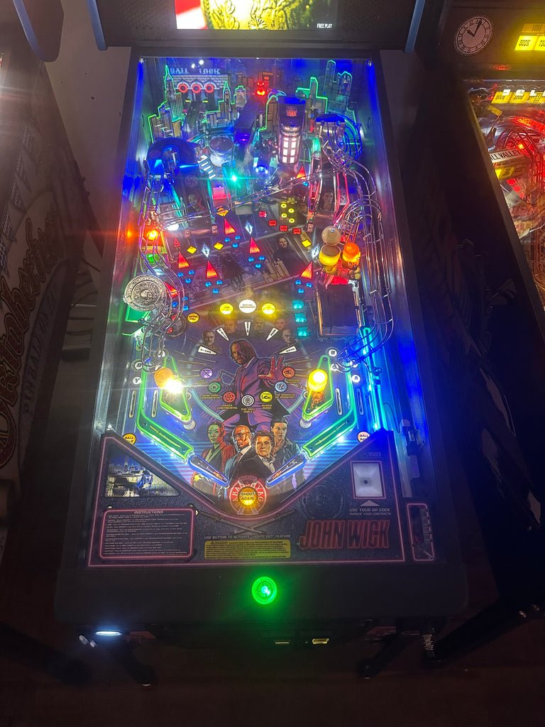 Stern Pinball LOADED John Wick Premium Pinball Machine for sale ()