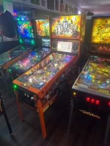 Stern Pinball LOADED The Mandalorian Premium Pinball Machine for sale ()