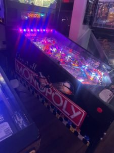 Stern Pinball Monopoly Pinball Machine for sale ()