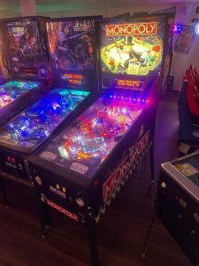 Stern Pinball Monopoly Pinball Machine for sale ()