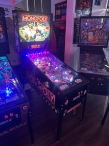Stern Pinball Monopoly Pinball Machine for sale ()