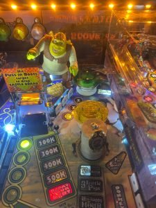 Stern Pinball Shrek Pinball Machine for sale ()