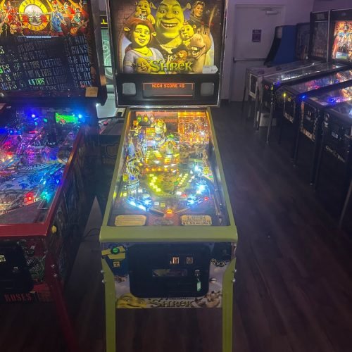 Stern Pinball Shrek Pinball Machine for sale
