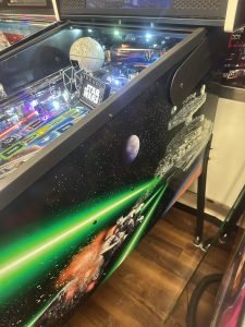 Stern Pinball Star Wars Premium Pinball Machine for sale ()