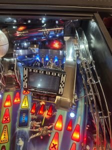 Stern Pinball Star Wars Premium Pinball Machine for sale ()