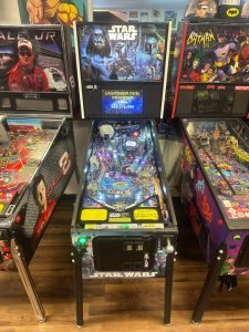 Stern Pinball Star Wars Premium Pinball Machine for sale ()