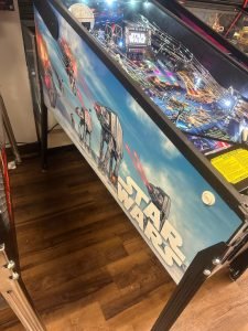 Stern Pinball Star Wars Premium Pinball Machine for sale ()