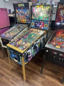 Stern Pinball The Beatles Gold Pinball Machine for sale ()