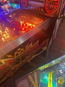 Williams Black Knight Pinball Machine for sale ()