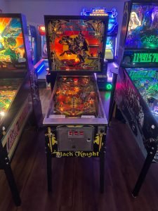 Williams Black Knight Pinball Machine for sale ()
