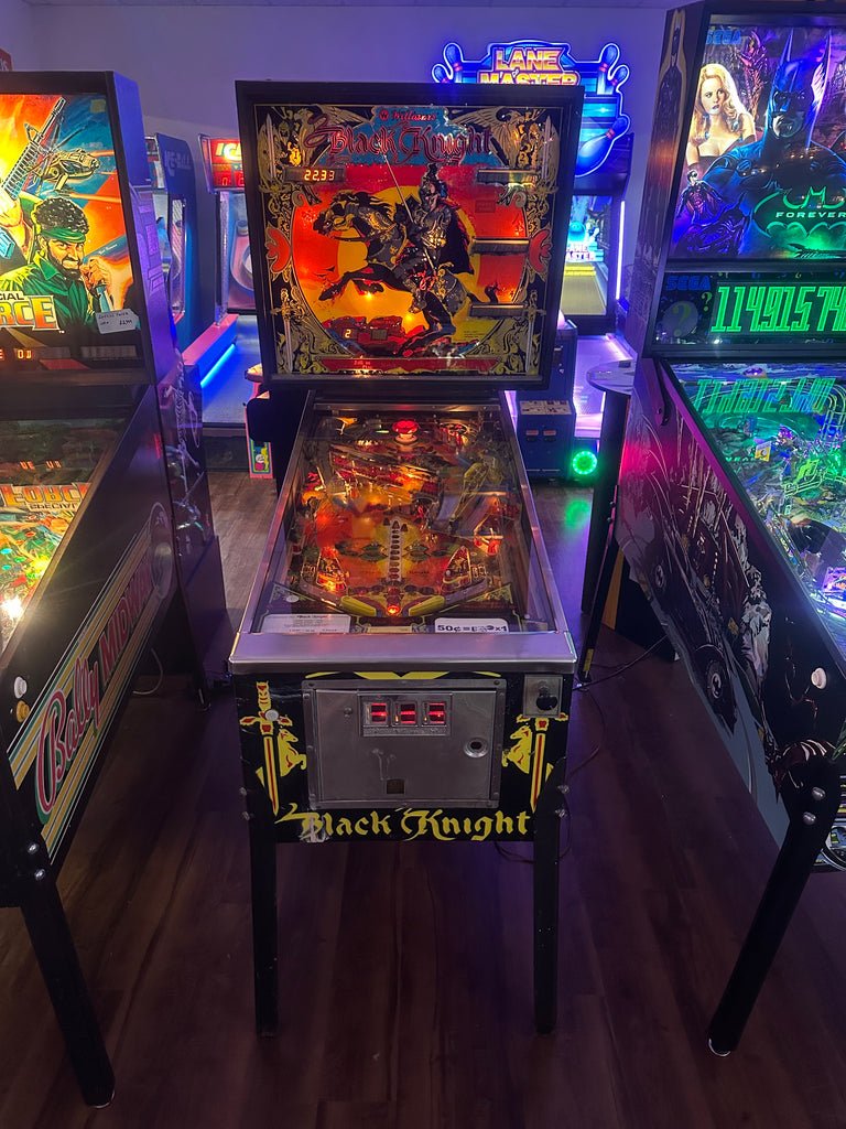 Williams Black Knight Pinball Machine for sale ()