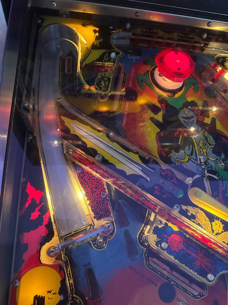 Williams Black Knight Pinball Machine for sale ()