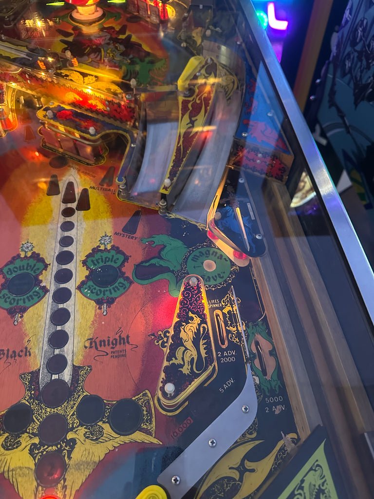 Williams Black Knight Pinball Machine for sale ()