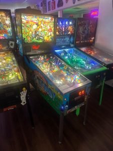 Williams LOADED No Good Gophers Pinball Machine for sale ()
