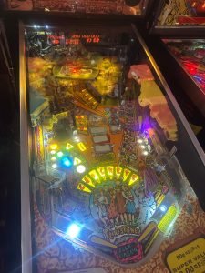 Williams The Flintstones Pinball Machine for sale ()